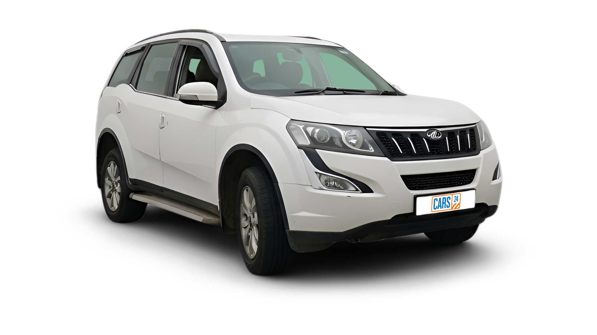 Mahindra XUV500-img